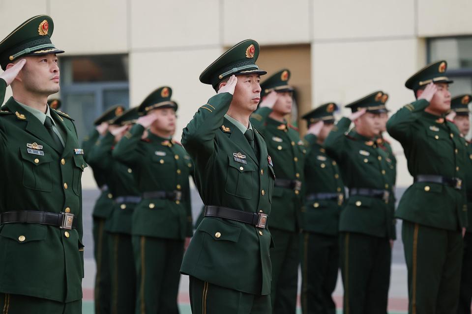 武警官兵迎新年满满仪式感