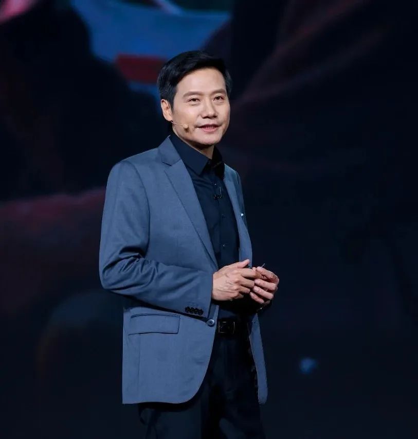 为了造车,雷军连手机都不管了?_腾讯新闻