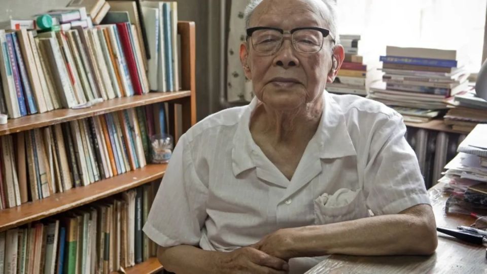 周有光:要给孩子们时间玩,一个人有空余时间才会去思考