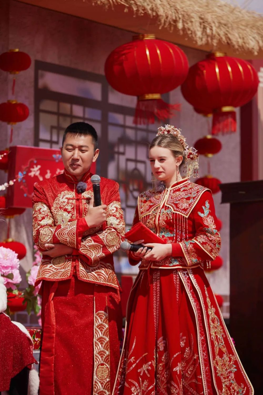 东北小伙八抬大轿迎娶俄罗斯新娘 陆毅鲍蕾孟鹤堂张鹤伦忙张罗_腾讯