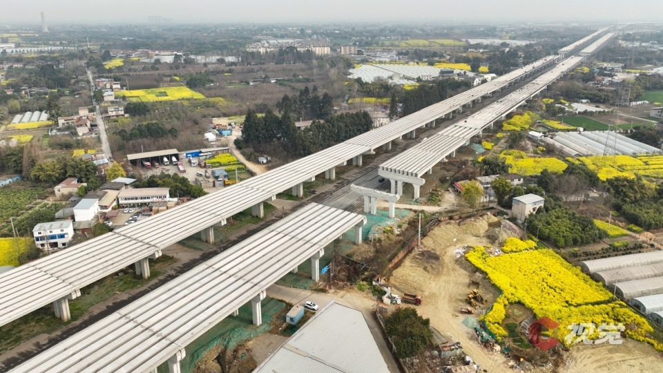 作为成都至绵阳的第三条高速公路,g5京昆高速绵阳至成都段扩容工程