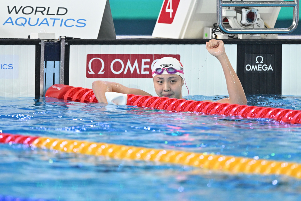 游泳唐钱婷获女子100米蛙泳冠军