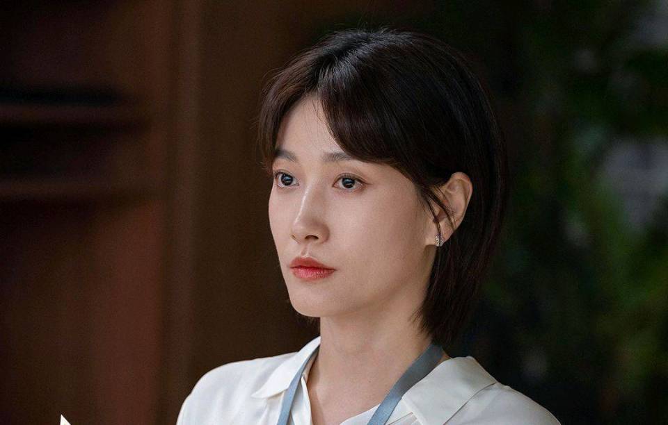 看央视《无所畏惧》的热依扎和啜妮就知道了