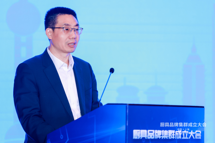 上海市市场监督管理局党组成员,副局长王益洋指出,厨具产业是重要的