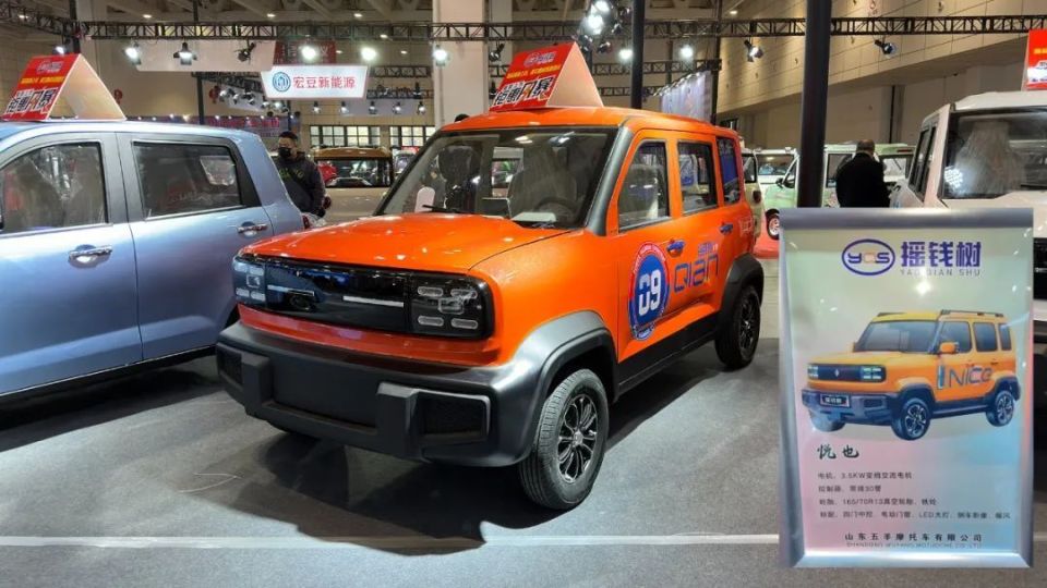 中国最抽象的车展,cpu干烧了!_腾讯新闻