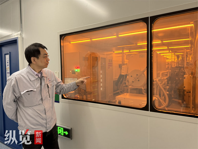 探访"新"力量|一块屏里的"晶"彩_腾讯新闻