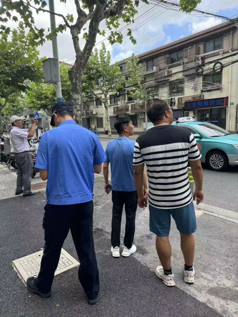 沿街商户,建设工地……天目西路街道开展防汛防台专项检查