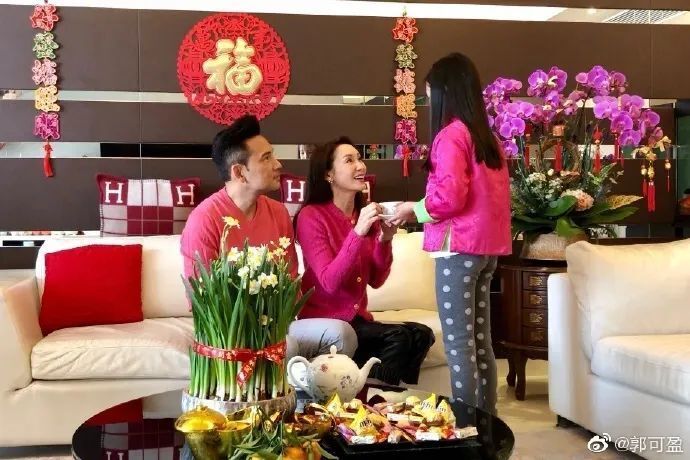 好久不见郭可盈了,现在撞脸杨千嬅?