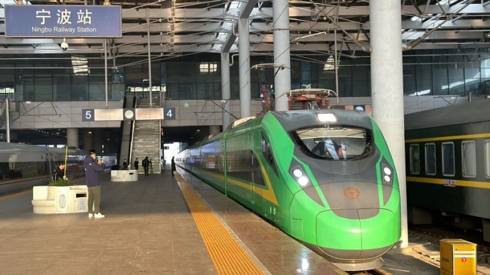 甬金铁路客运列车今天停运!溪口火车站公交专线今天也停一天!