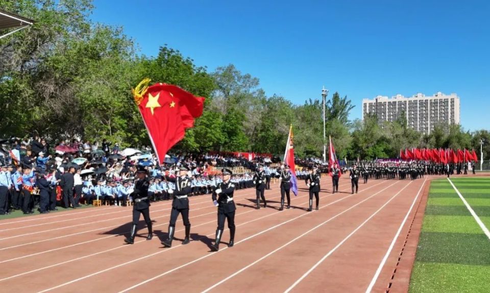 新疆警察学院举办警体运动会