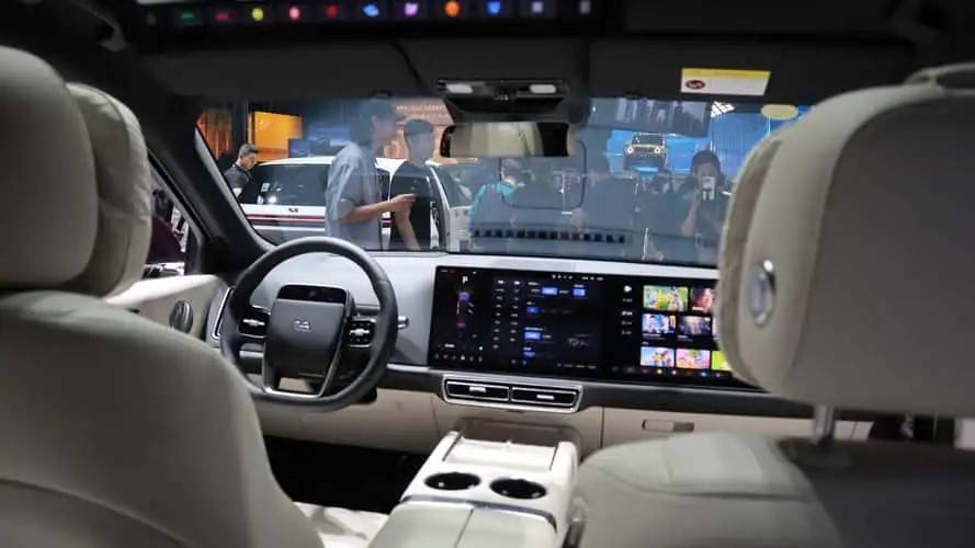 凯文·威廉姆斯:我到中国试驾了十几辆电动汽车,西方车企要完了