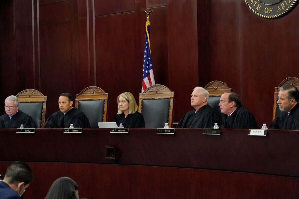 160年历史全面堕胎禁令被唤醒亚利桑那州裁决引爆美国