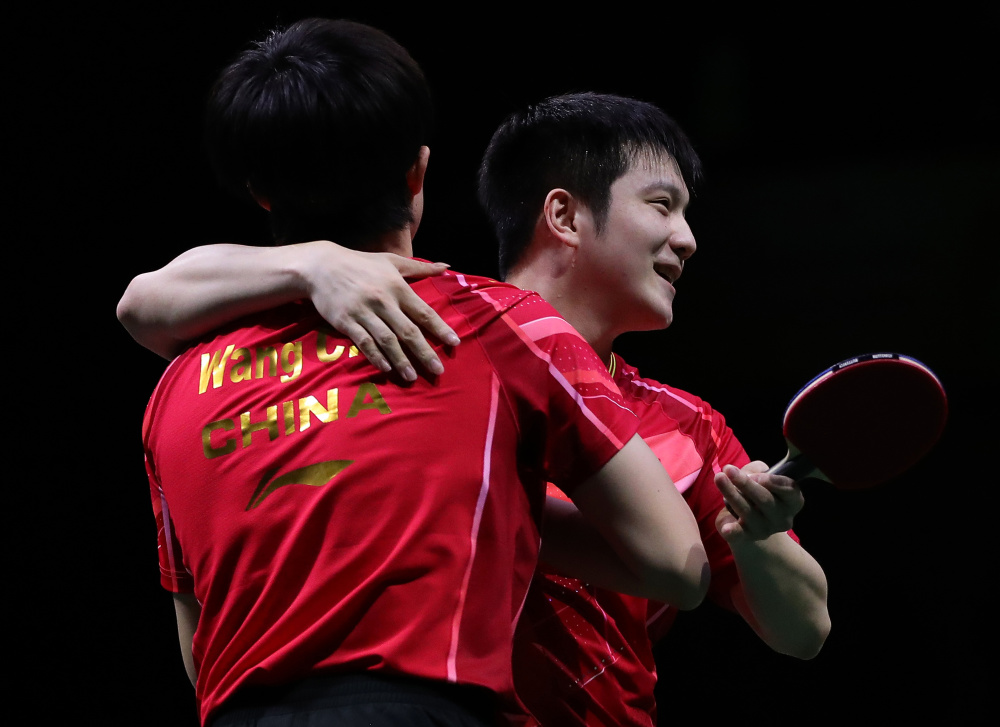 (体育)乒乓球——世乒赛:樊振东/王楚钦男双夺冠(2)_腾讯新闻