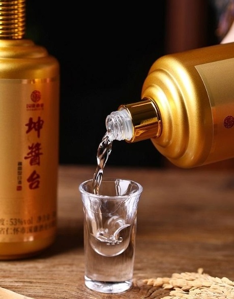 传承两千五百多年的酿酒历史,采用孔府酒坊古老工