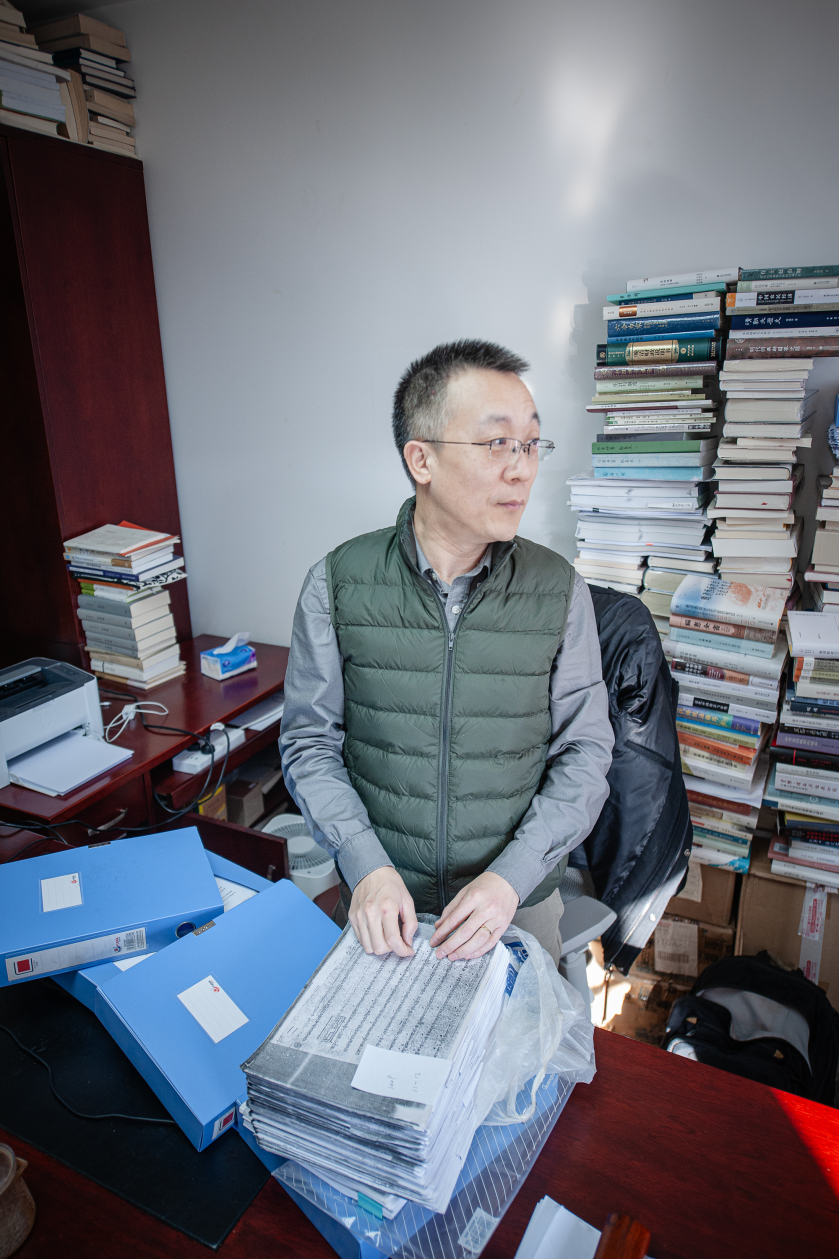 孙明多次专程赴四川省档案馆查阅光绪,宣统两朝的巴县档案,到成都