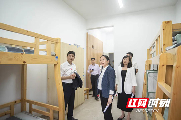郴州市政协调研株洲市南方中学"体教融合"工作