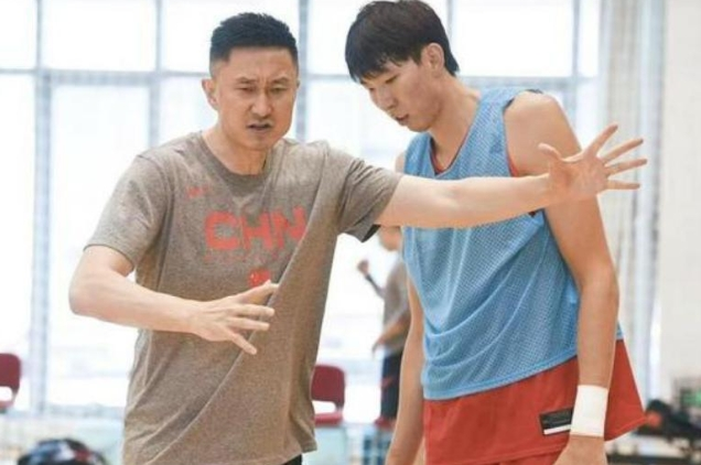 67广东男篮做重磅决定朱芳雨留一手赌把大的周琦复出时间定了