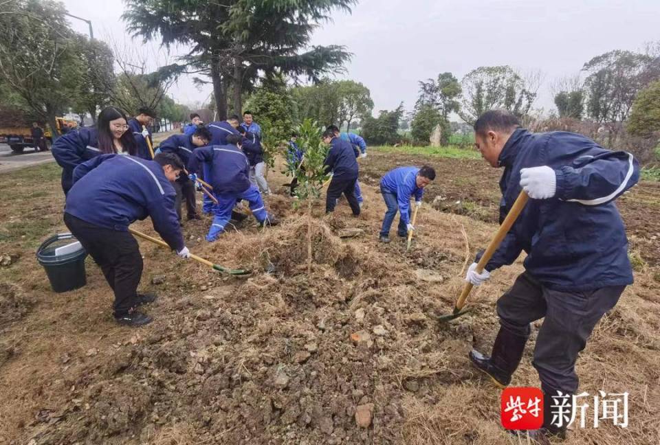 近日,蘇州市相城區望亭鎮何家角村鄉村振興行動支部與望亭燃機項目黨