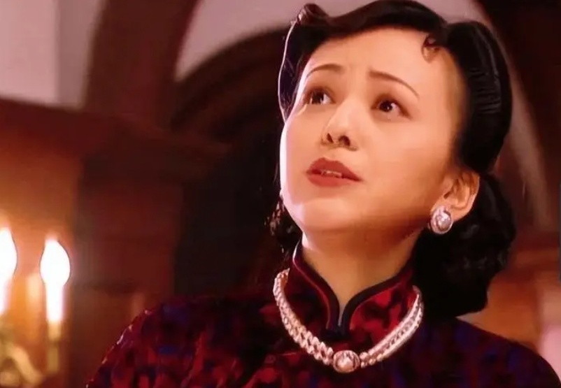王琳：曾凭借扮演“雪姨”红极一时，如今出演《淬火年代》无人识_腾讯新闻