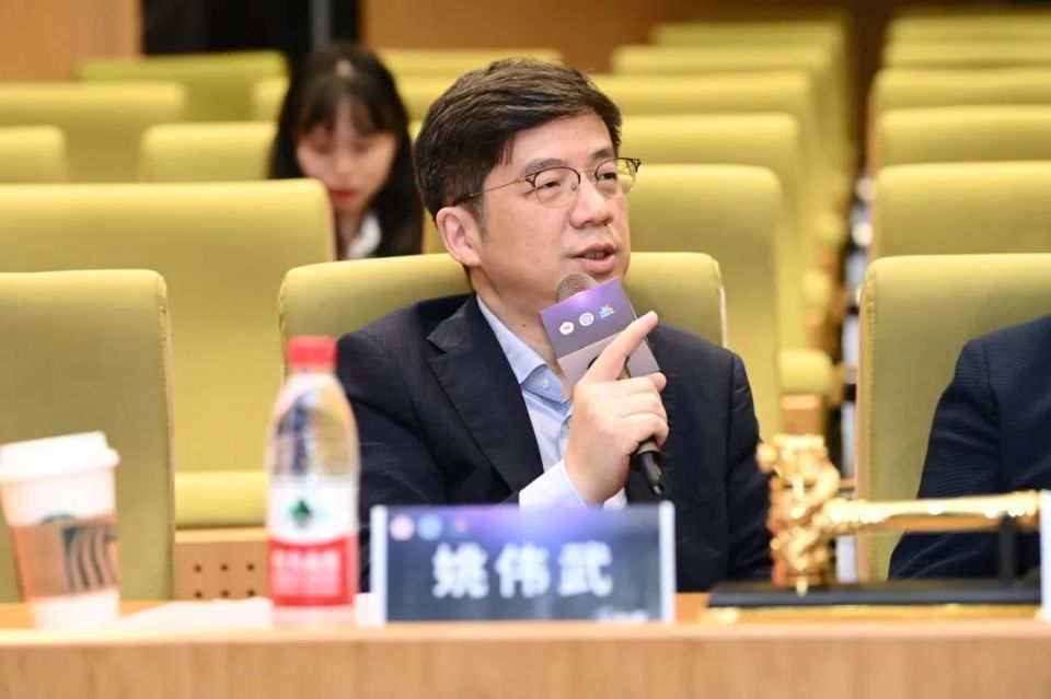 姚伟武:甘做临床医生的"慧眼",外科手术中的"gps"!