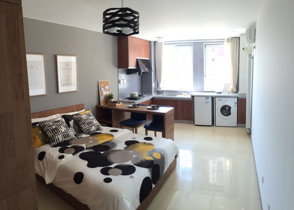 职住平衡,今年的3000余套(间)青年公寓房源主要集中在产业聚集,高校