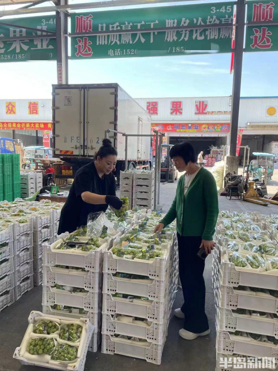 听·见丨"妃子笑"为啥变"妃子哭"?一名一级批发商眼里的水果江湖