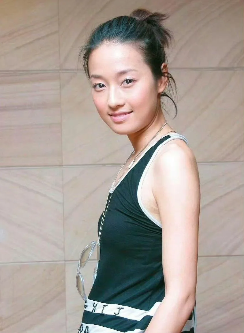 48岁马伊琍真实素颜曝光!满脸雀斑疲态尽显 这才是中年大妈的样子