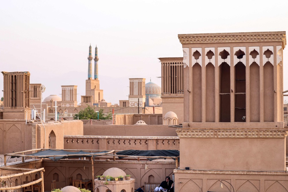 伊朗传统风塔建筑送来夏日清凉