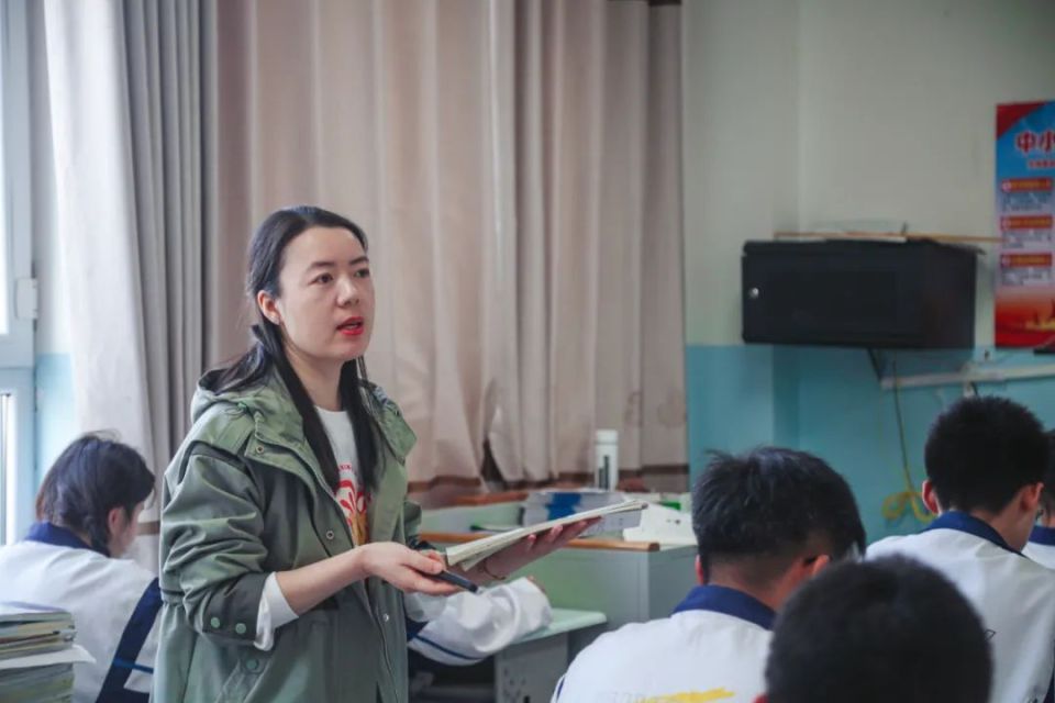 他们奔赴而来,只为静等花开!