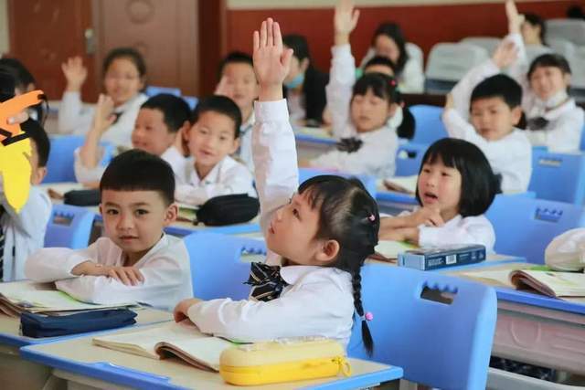 来提建议！成都市教育局开展“小学作业不回家”大调研_腾讯新闻