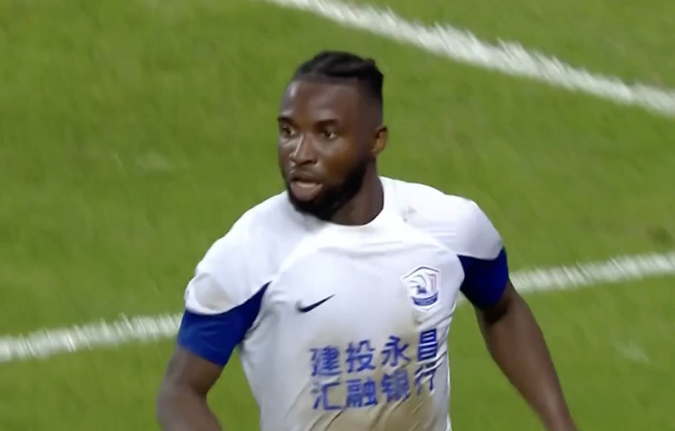 奥斯卡目前身价70万欧若归化成功在国足球员中将仅次于武磊