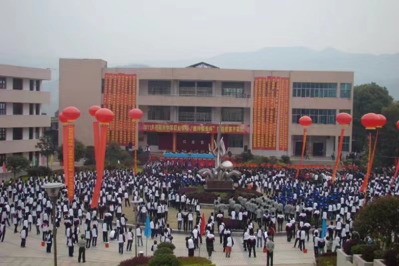 据悉,宋子豪是汨罗市职业中专学校培养学生的一个代表和缩影.