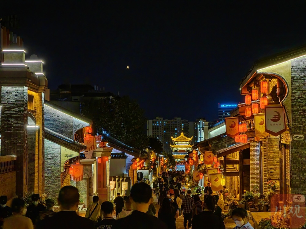 文化中国行丨“上有古城下有邛海”，西昌建昌古城600年传承今焕新_腾讯新闻