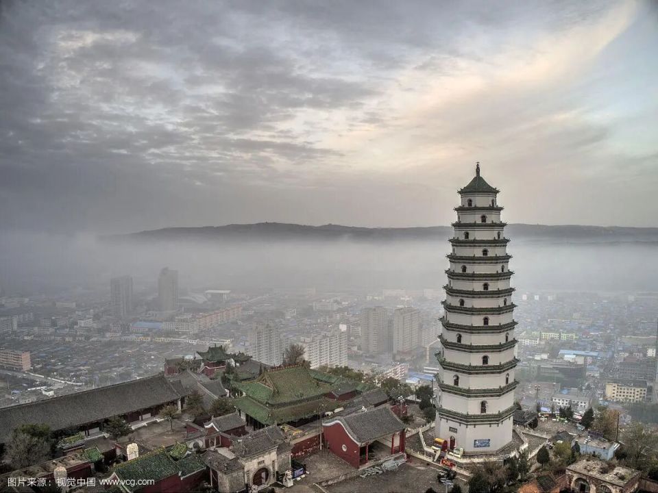 中国神秘城市揭秘！陕西“神木”，打卡绝美的风光与诱人的美食！_腾讯新闻