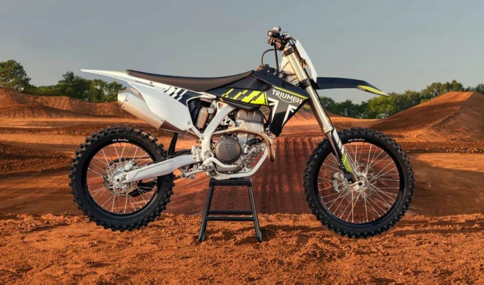 英伦品牌也开始玩泥巴凯旋tf250x越野摩托车发布