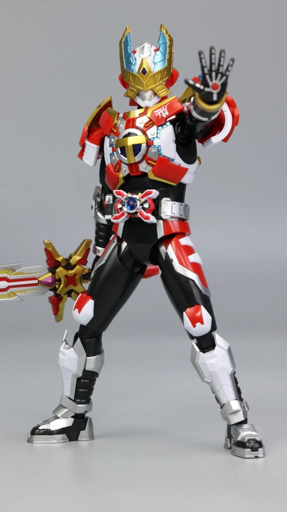 能变换两种形态的拼装刑天铠甲?这也太酷了!