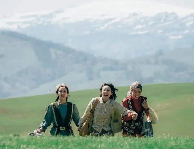 如果不是她,我差点错过《我的阿勒泰》