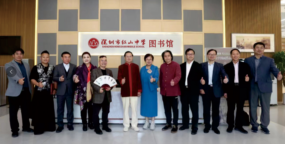 红:中学语文正高级教师 ,省学科带头人61李  明:中学数学正高级教师