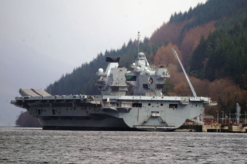 被诅咒的英国航母退出北约军演一个月后伊丽莎白女王号发生火灾