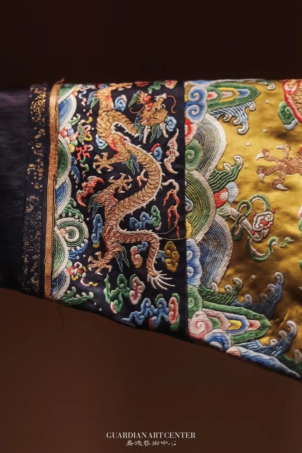 嘉德艺术中心供图此次展览将集中展示故宫博物院收藏的近百件珍稀清代