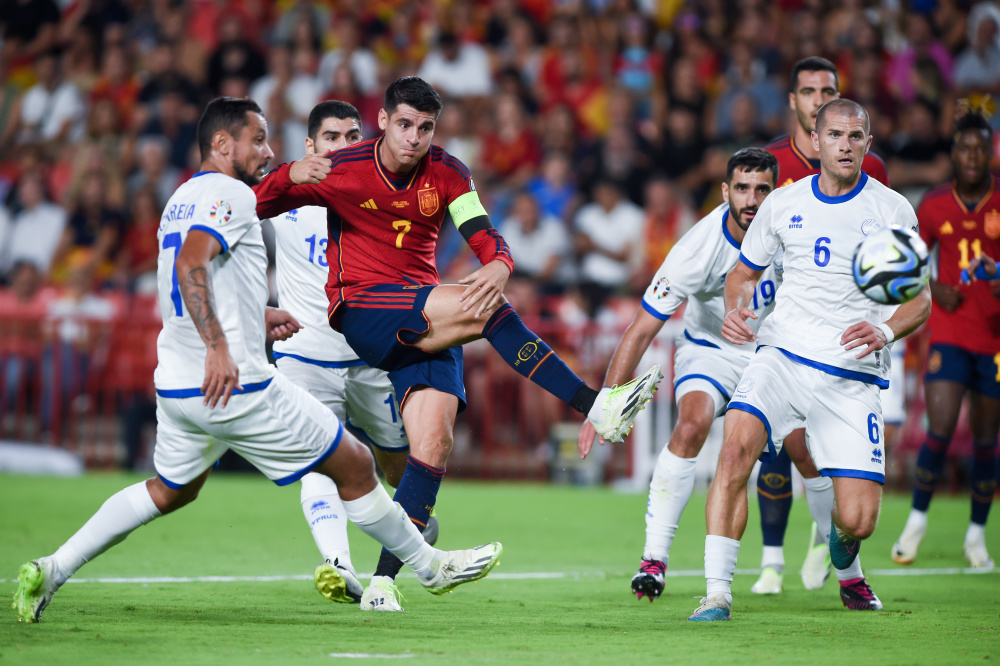 足球欧锦赛预选赛西班牙胜塞浦路斯