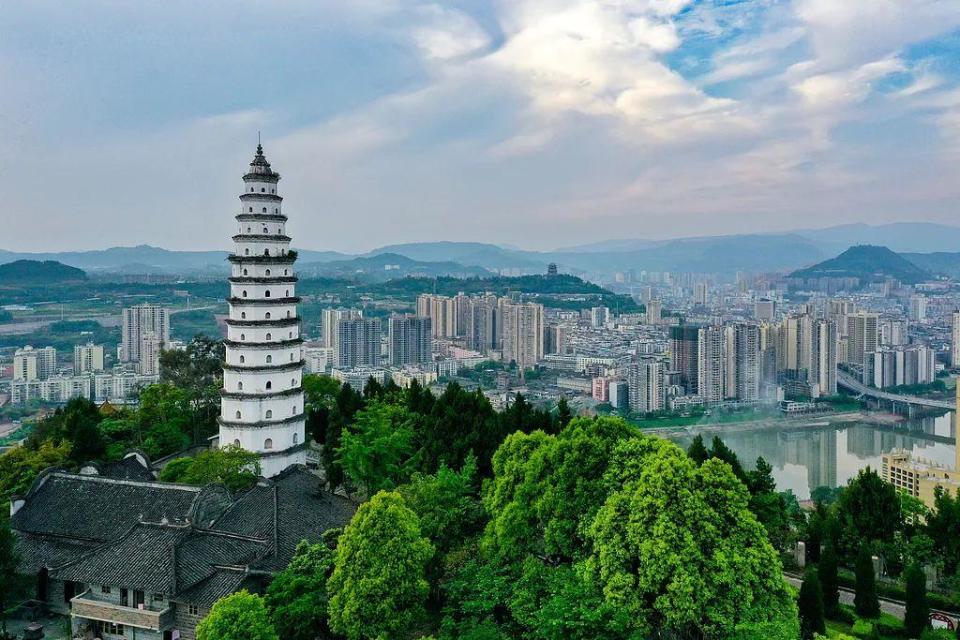 建设全国示范看革命老区巴中如何华丽变身新闻发布会