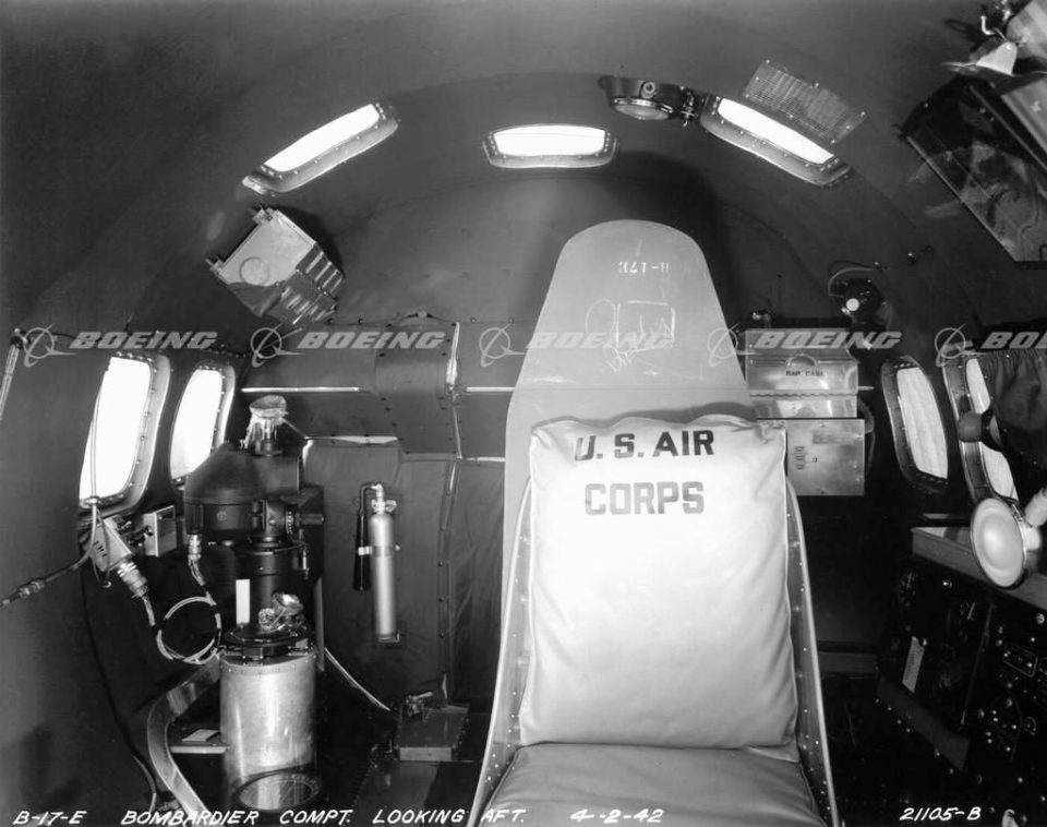 二战b-17 轰炸机内部涂装颜色考证(第一部分)_腾讯新闻