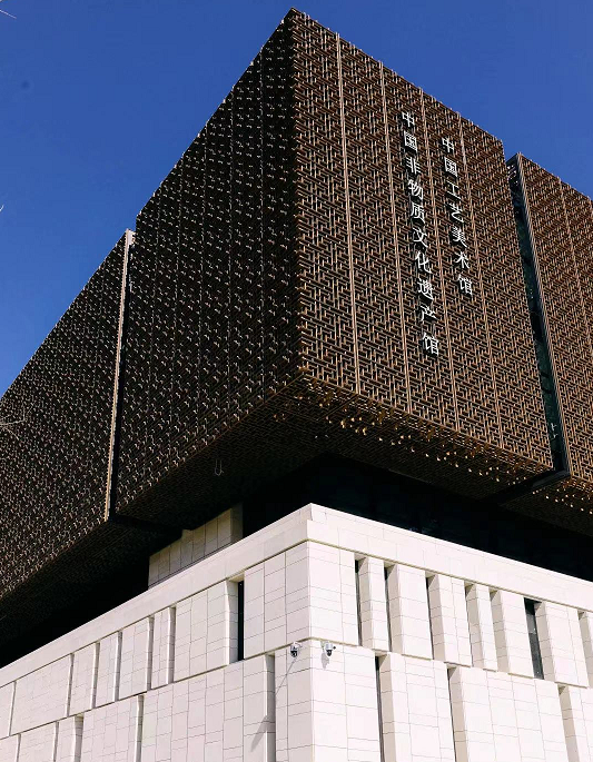 中国工艺美术馆02"千机圆明"沉浸式飞行体验空间利用裸眼3d技术,重现