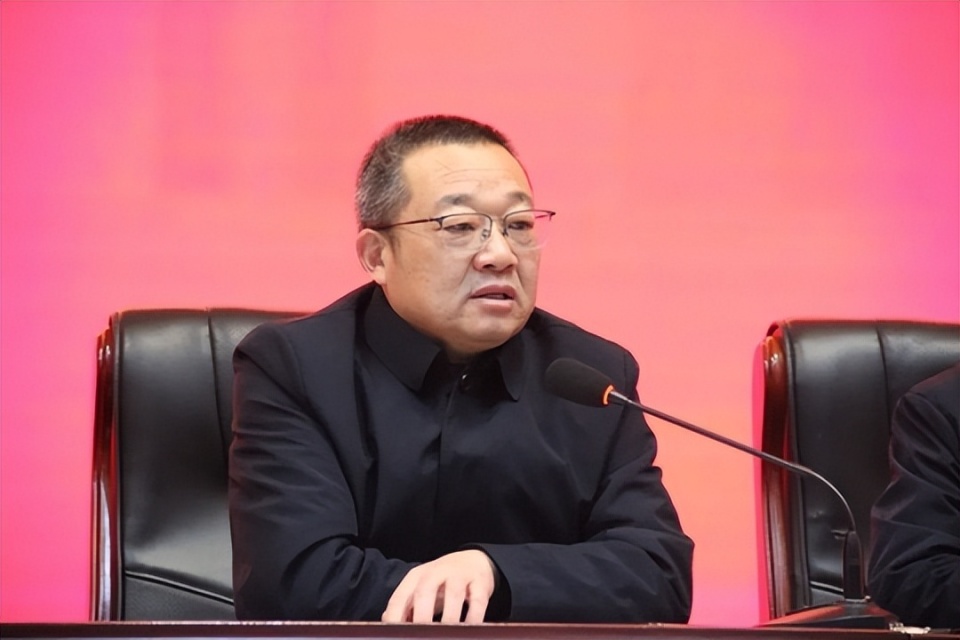永城市第三高级中学召开2024年春季开学工作会议_腾讯新闻