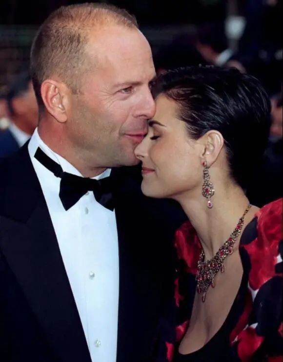 真不敢相信自己的眼睛,他俩?