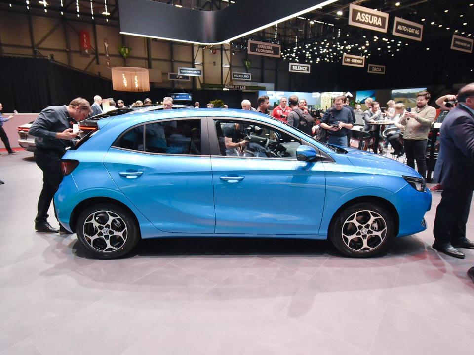 关键在于国内卖不卖,上汽名爵mg3日内瓦车展实拍曝光_腾讯新闻