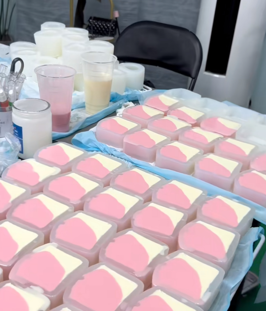 提醒 | 这类玩具多"三无",捏得,"闻"不得.