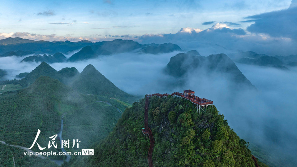近年来,西畴县大力推进生态文明建设,在石漠化山区建成国家石漠公园