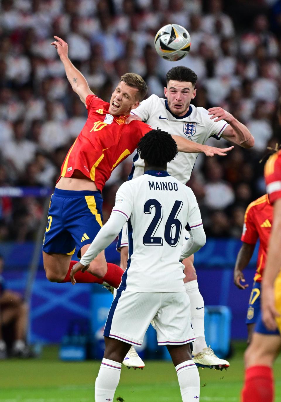 足球——欧锦赛决赛:英格兰对阵西班牙(2)